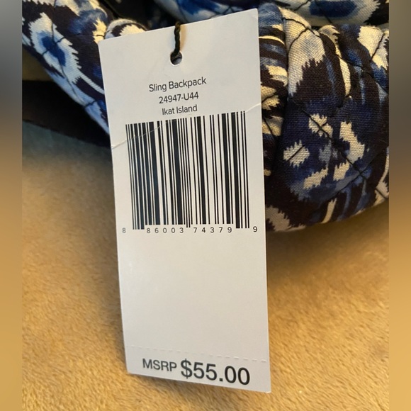 VERA BRADLEY SLING BACKPACK NWT - Picture 4 of 10